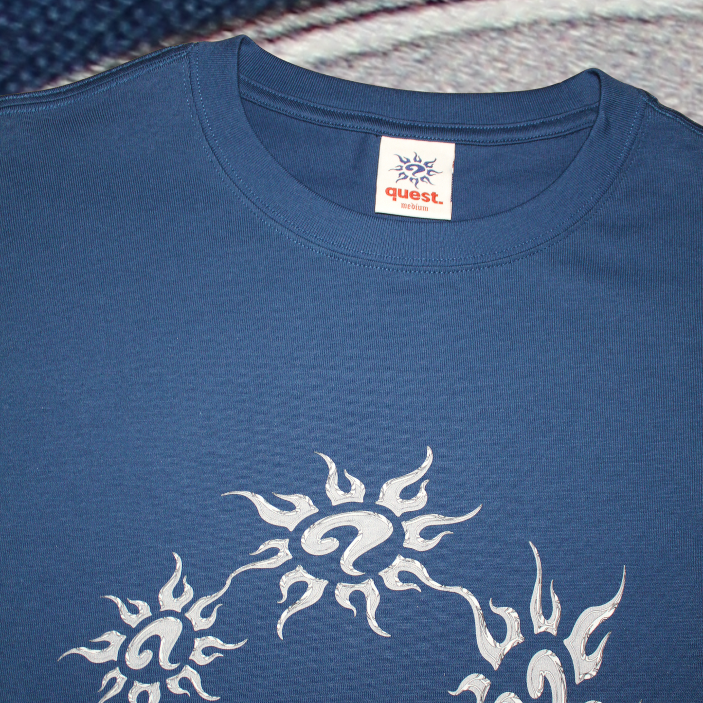nullfish tee (cobalt)