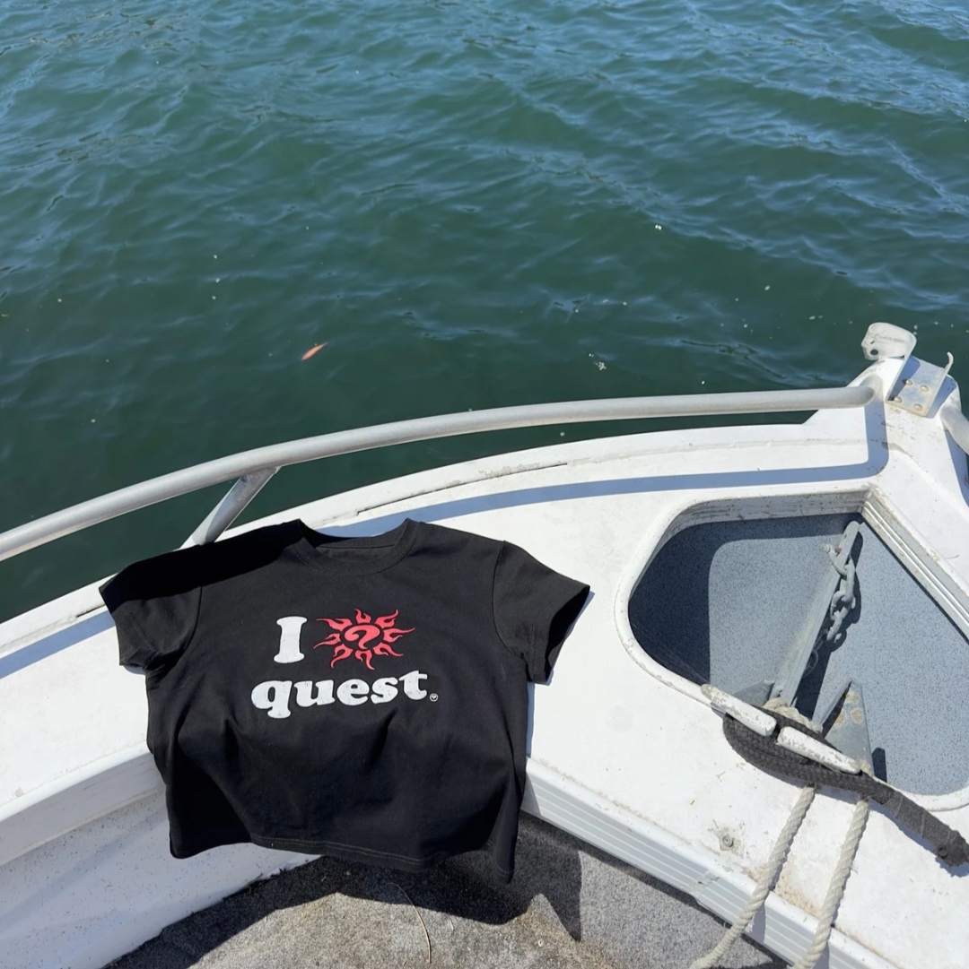 i quest quest baby tee