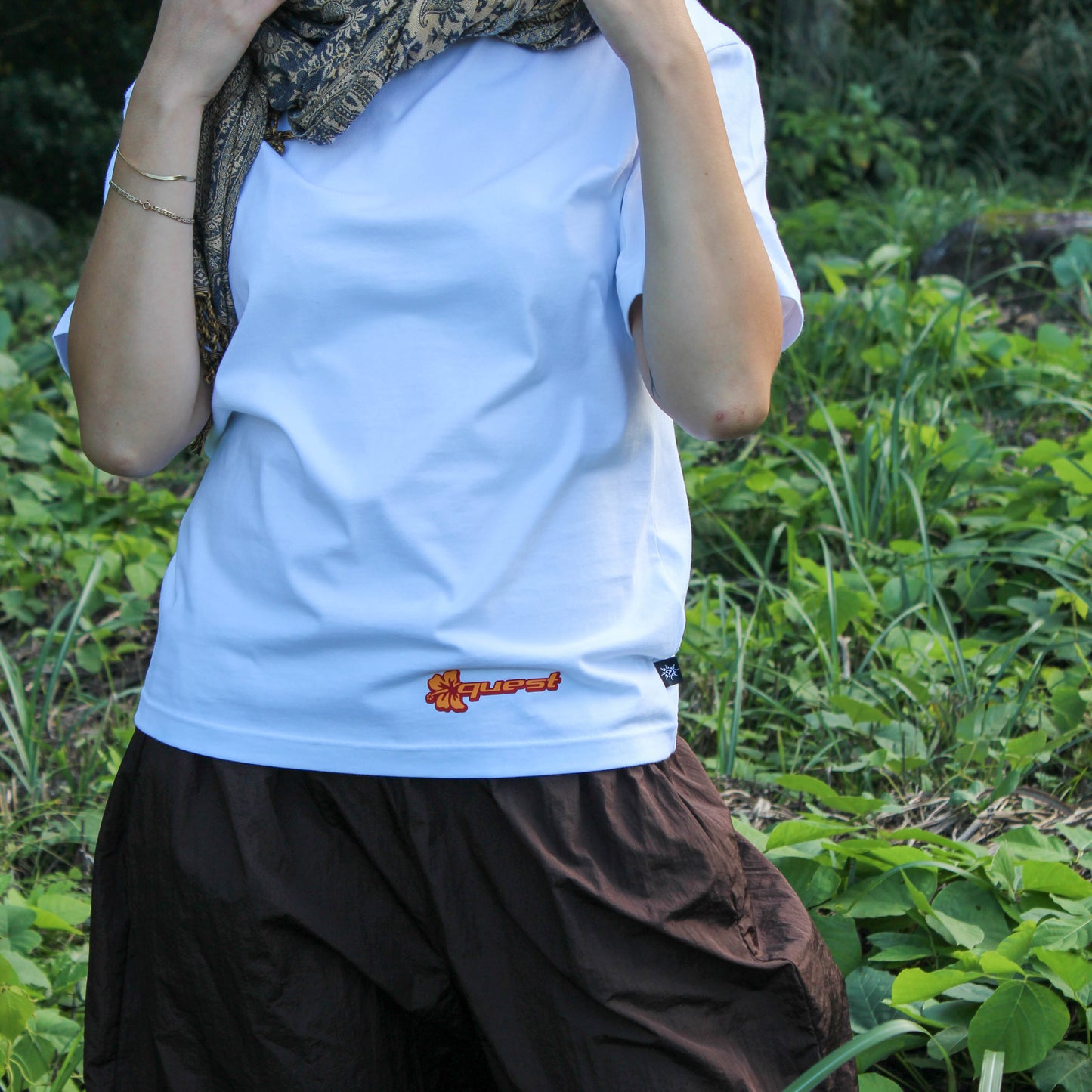 ハイビスカスTシャツ（ホワイト）